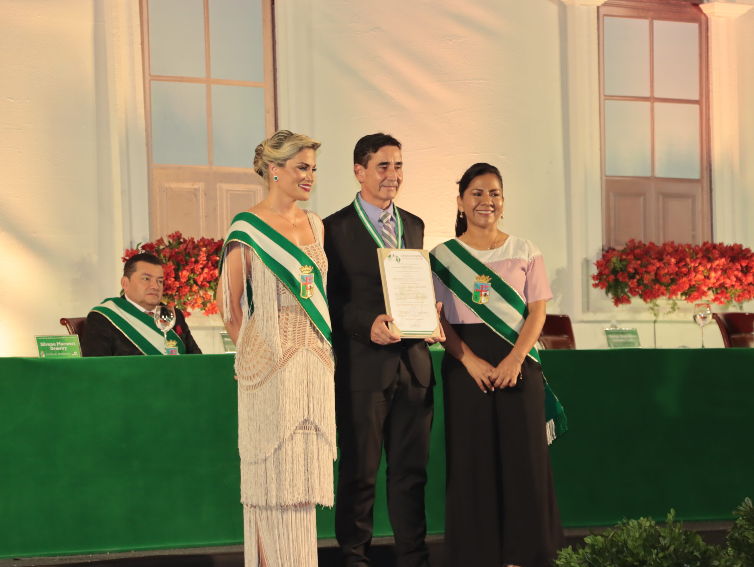 Concejo Municipal otorga a la CAO la distinción «Medalla al Mérito Municipal»