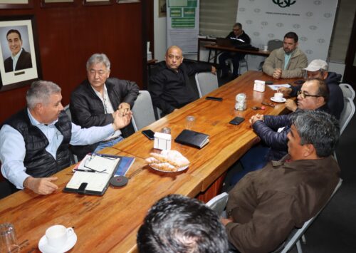 Reunión informativa presenta avances para la reactivación y fortalecimiento del sector algodonero