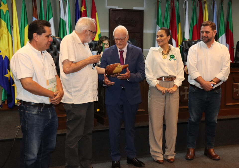 CAO participa en la presentación de la ley que declara Patrimonio Natural a las palmeras nativas de Santa Cruz